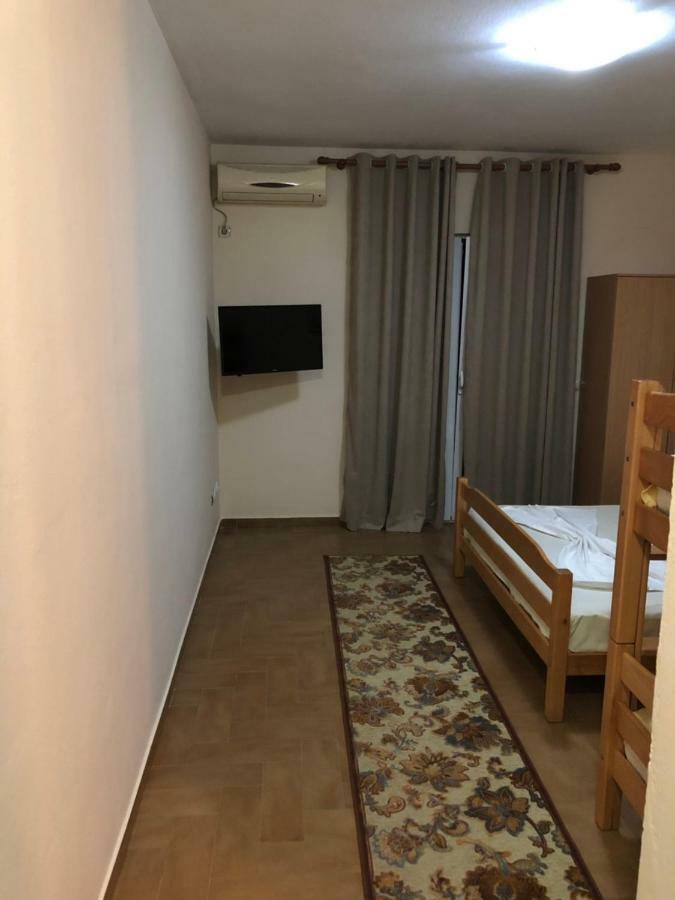 Apartment Family Улцин Екстериор снимка