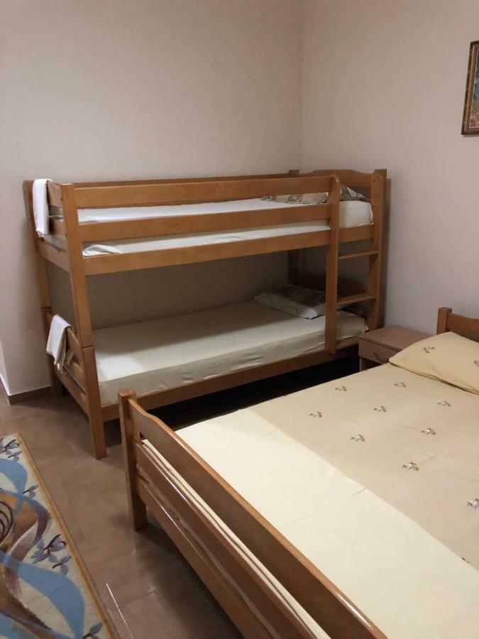 Apartment Family Улцин Екстериор снимка