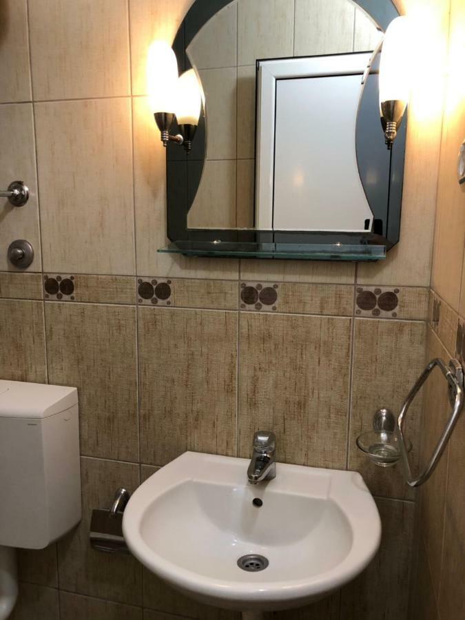 Apartment Family Улцин Екстериор снимка