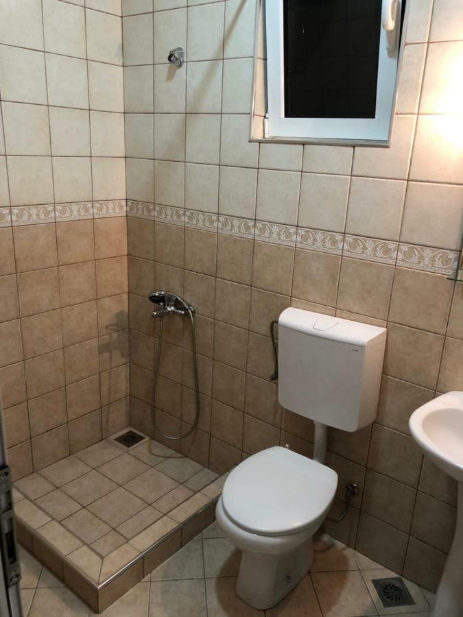 Apartment Family Улцин Екстериор снимка