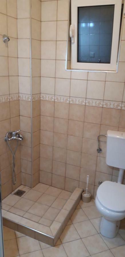 Apartment Family Улцин Екстериор снимка